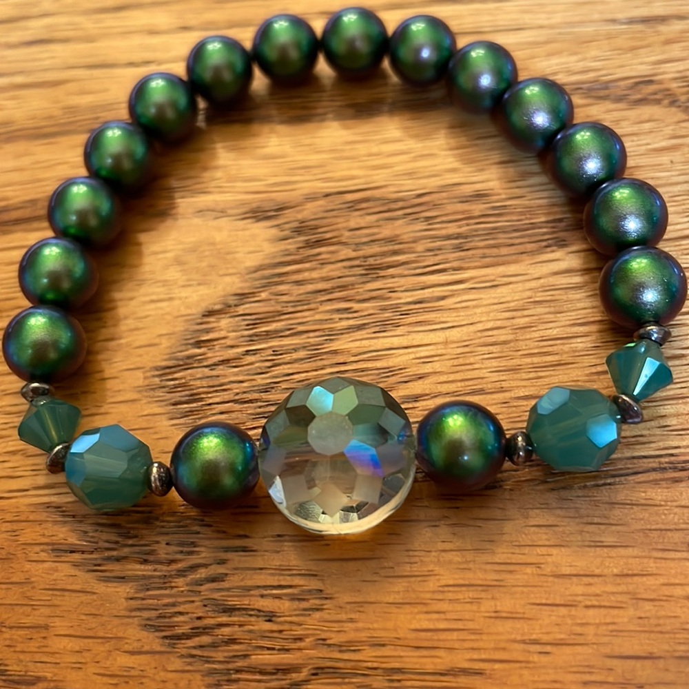 ElleV Design bracelet